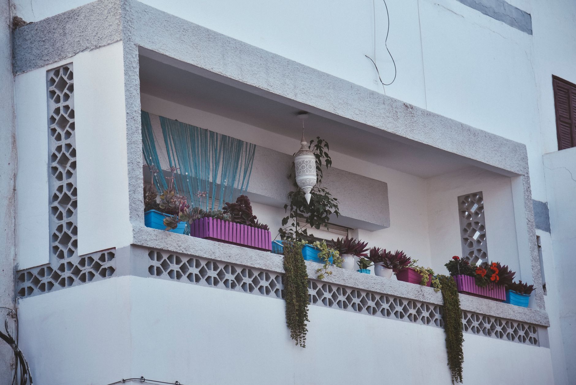 Aménager un petit balcon : idées et plantes